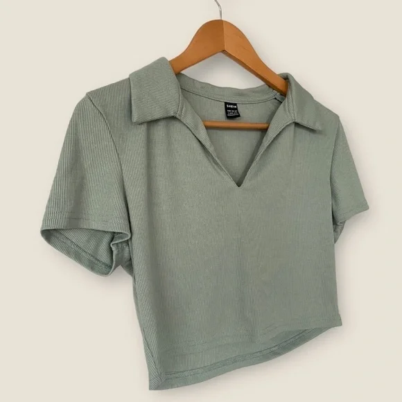 SHEIN Collared Crop Top - Picture 2 of 7